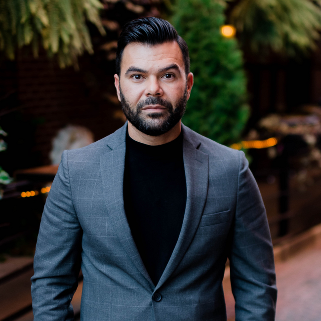 Agent Photo