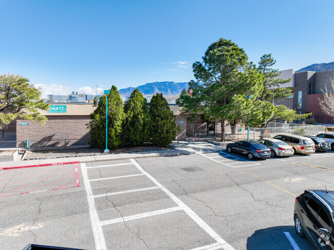 Onate Elementary School in the Onate Neighborhood