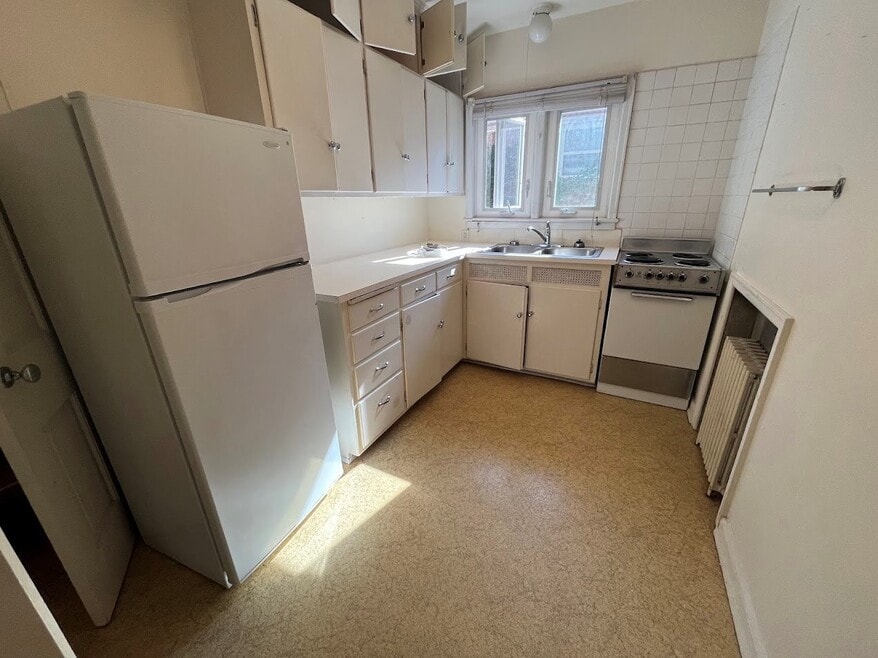 1406 Drake St unit 3, Madison, WI 53711 - photo 1