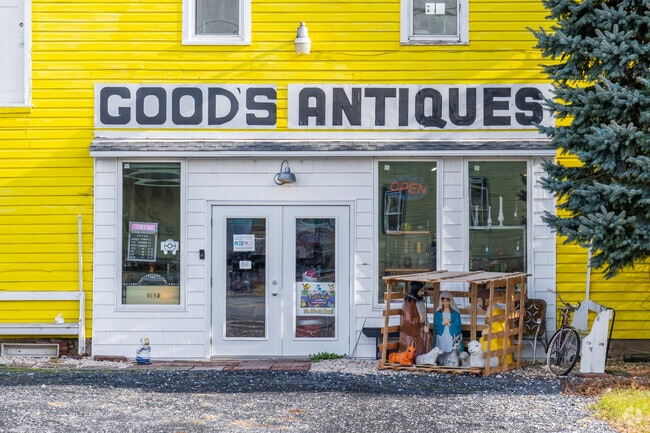 Upper Bern is known for a variety of interesting antique shops.