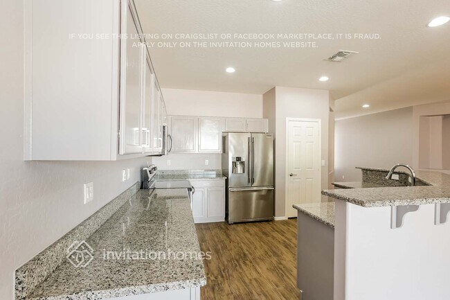 7120 S 24th Ln, Phoenix, AZ 85041 - photo 7