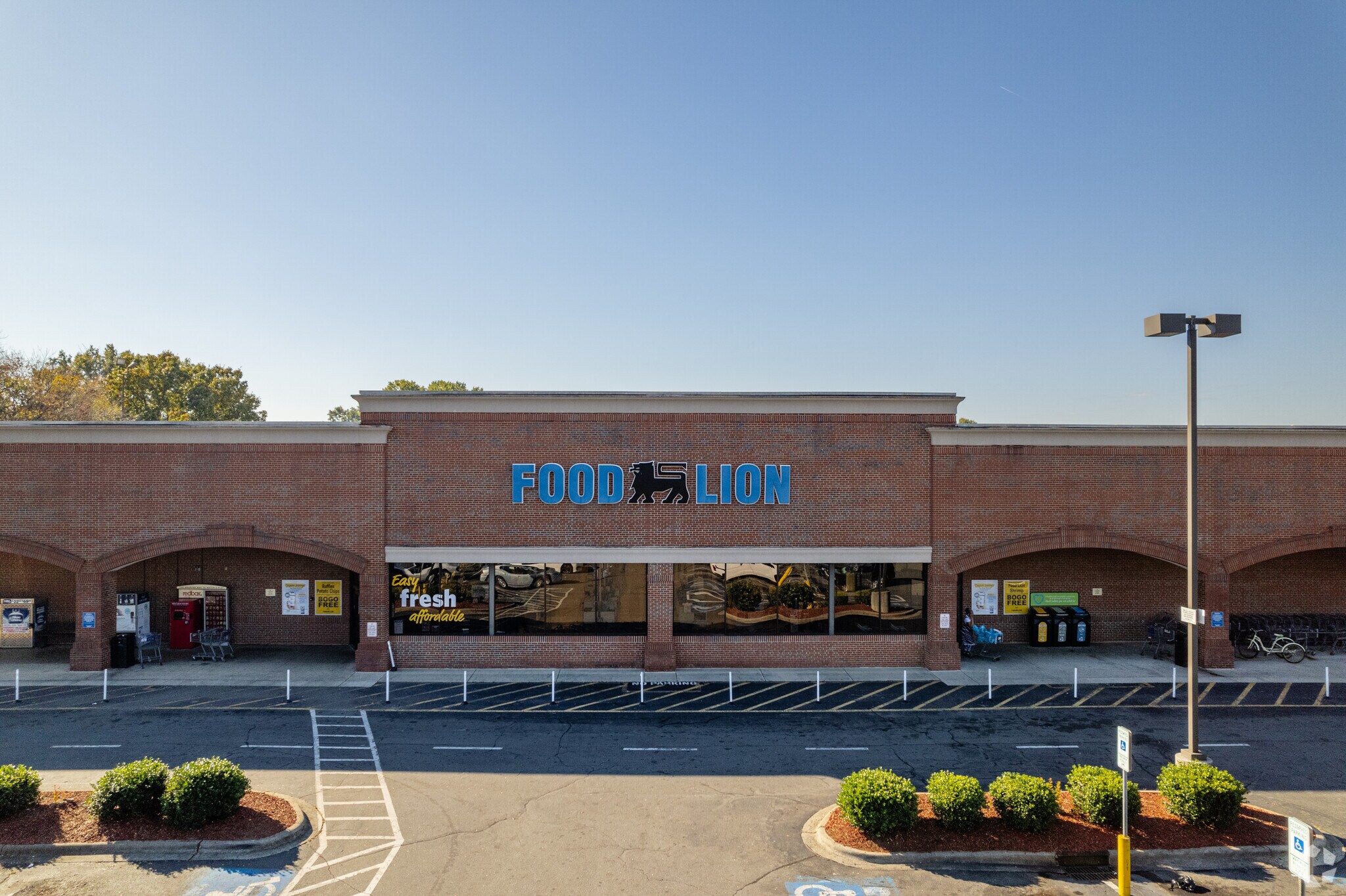 Food Lion is a popular destination for grocery shoppers in Easton.