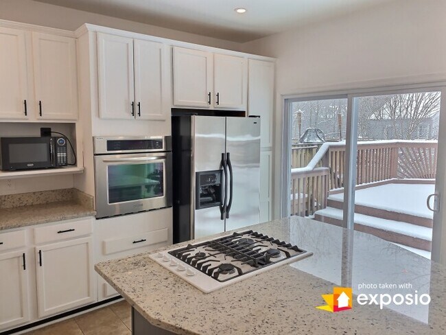 14631 Thera Way unit LL Den, Centreville, VA 20120 - photo 6