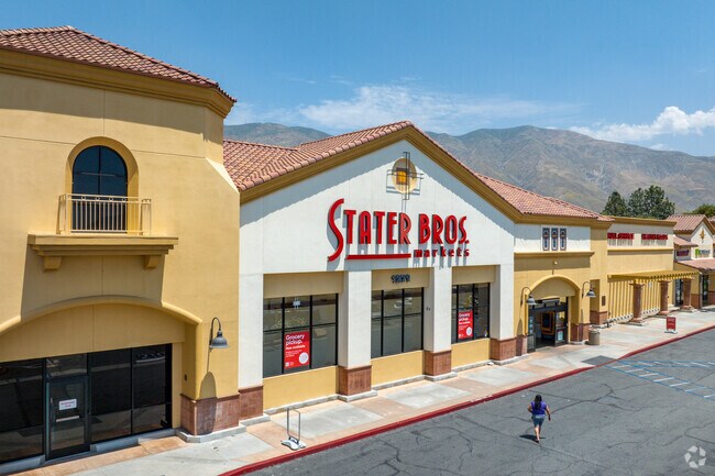 Residents can find fresh groceries at Stater Bros. in San Jacinto.