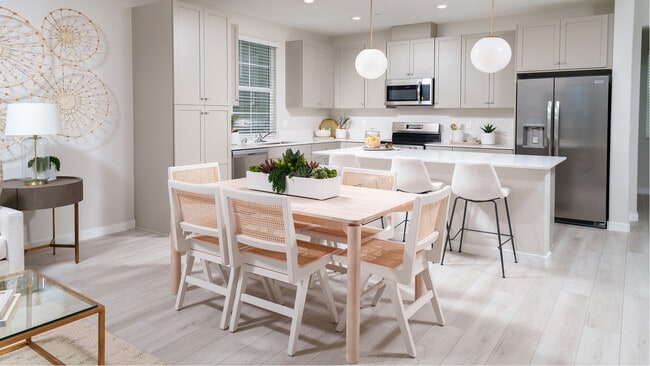 1102 Bellawood Dr, Galt, CA 95632 - photo 3