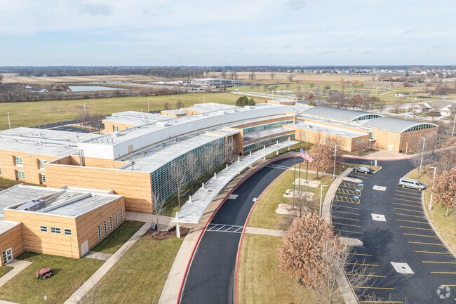 White Oak Elementary School is part of the Morris School District No. 54.