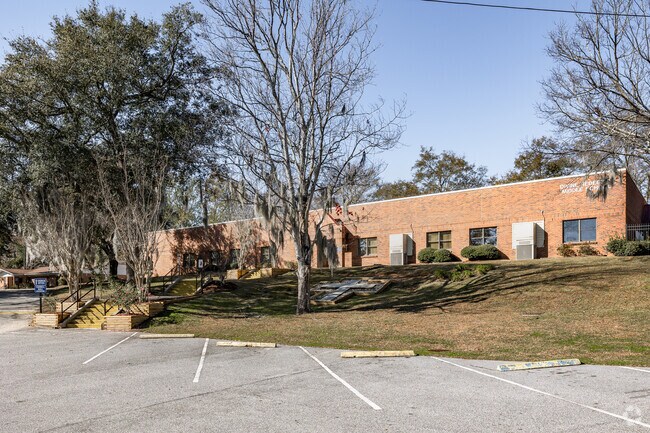 Divine Redeemer School in Hanahan has brick classroom buildings.