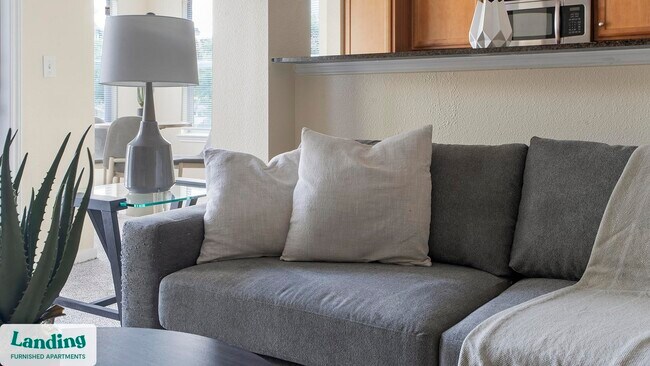 625 E Stassney Ln unit 3-3201.1405485, Austin, TX 78745 - photo 3