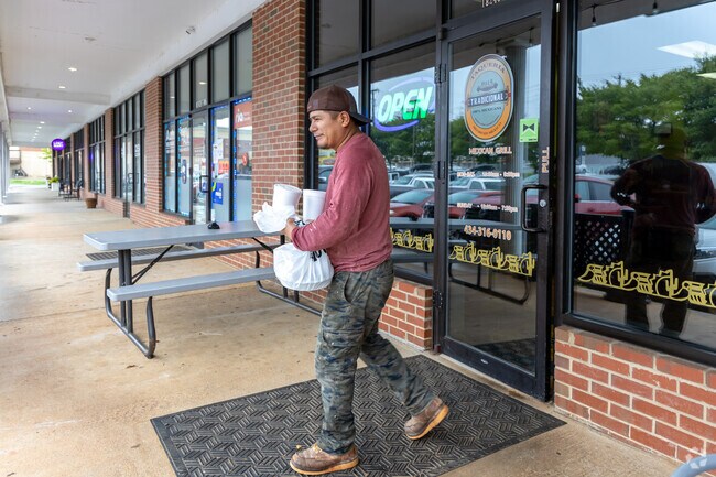 Taqueria Mexican Grill near Maple Hills has fajitas, gorditas, and quesadillas.