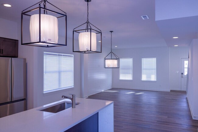 19637 W 200th St, Spring Hill, KS 66083 - photo 4