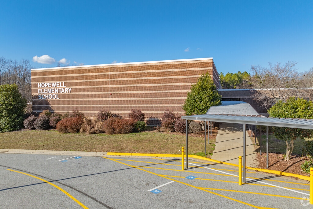 Hopewell Elementary School entrance.