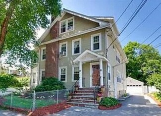 30 Bacon St Unit 1, Waltham, MA 02451