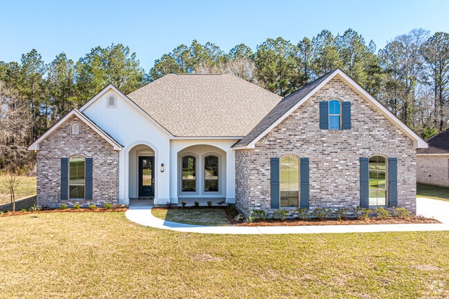 New Traditional homes can be found when looking to move to Picayune.