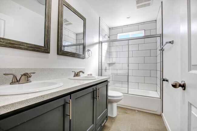2439 Malabar St unit 2437.5, Los Angeles, CA 90033 - photo 6
