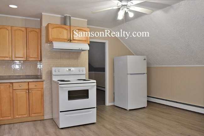 256 Warren Ave unit 3, East Providence, RI 02914 - photo 6