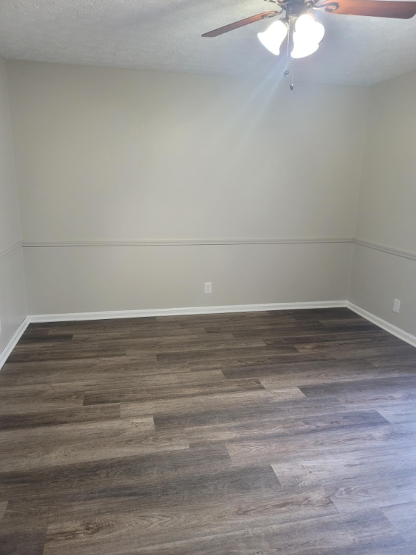 1012 Schneider St SE, North Canton, OH 44720 - photo 2