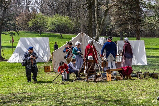 Old Falls Revolutionary War Days brings living history near Lannon.
