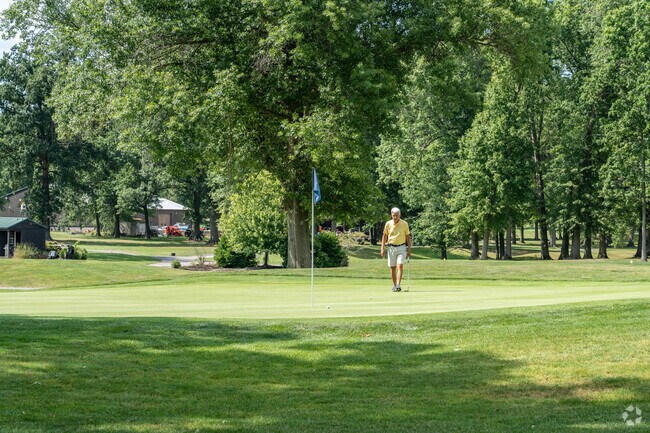 Mill Creek Golf Course features two 18-hole championship courses in nearby Boardman, OH.