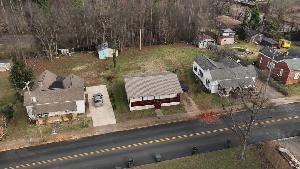 118 W 15th St, Newton, NC 28658 - photo 2