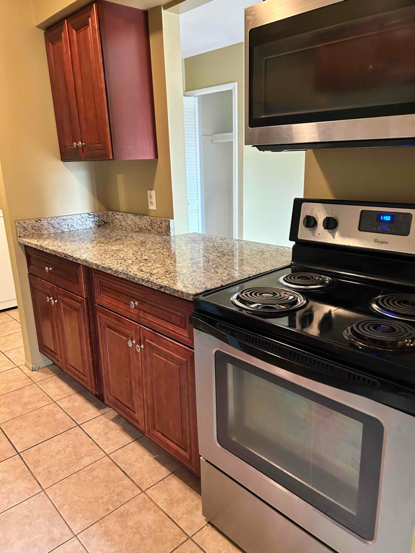 30024 W 12 Mile Rd, Farmington Hills, MI 48334