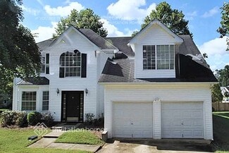 489 Lakewater Estates Dr, Stone Mountain, GA 30087