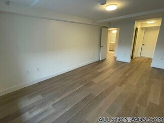 1079 Commonwealth Ave Unit 453, Boston, MA 02215