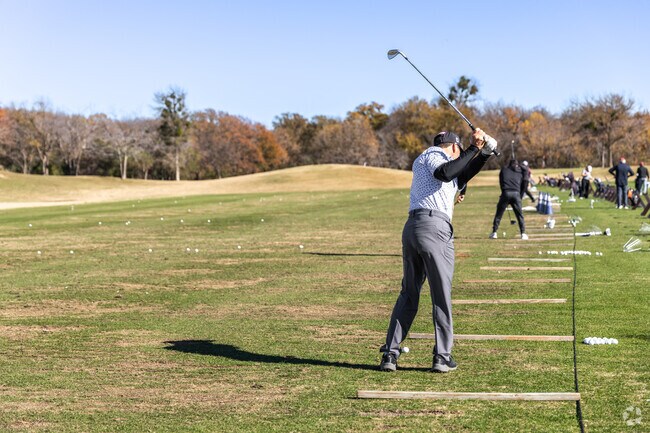 Golfers from Pecan Acres Flower Mound enjoy the scenic course at Bridlewood.