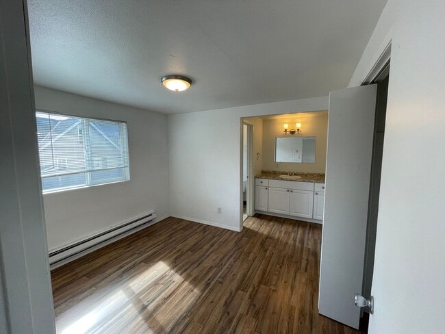 301 Apartments in the heart of Beacon Hill, Seattle, WA 98144 - photo 6