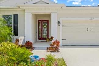 5607 Limelight Dr, Apollo Beach, FL 33572