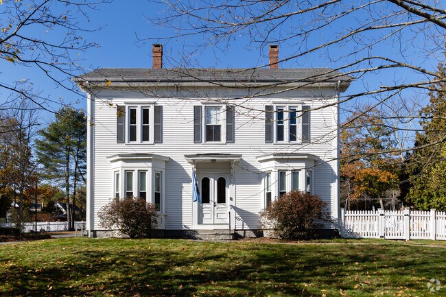 Colonial homes are frequent in Freeport’s older neighborhoods.