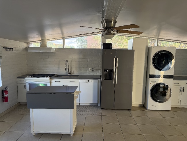 4240 N 4th Ave unit 3, Tucson, AZ 85705 - photo 3