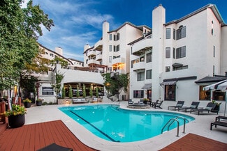 4515 Walnut St, Kansas City, MO 64111