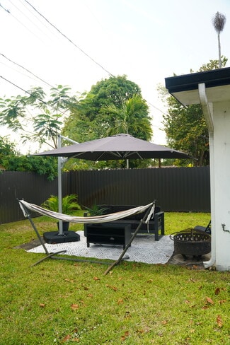 1410 NW 192nd St, Miami, FL 33169