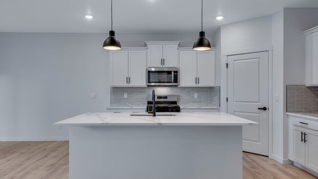 8366 E 135th Ct, Thornton, CO 80602 - photo 4