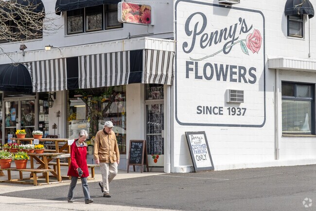 Penny's Flowers has been serving the Glenside community since 1937.