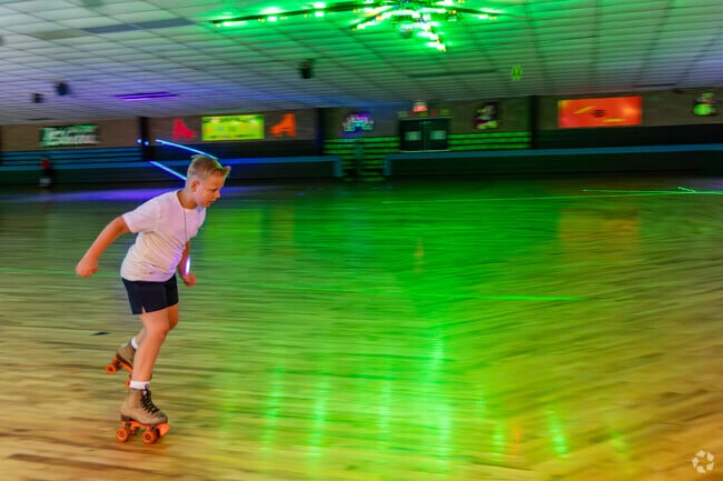 Hop over to Skatetown for family fun on the best skating rink in the neighborhood.
