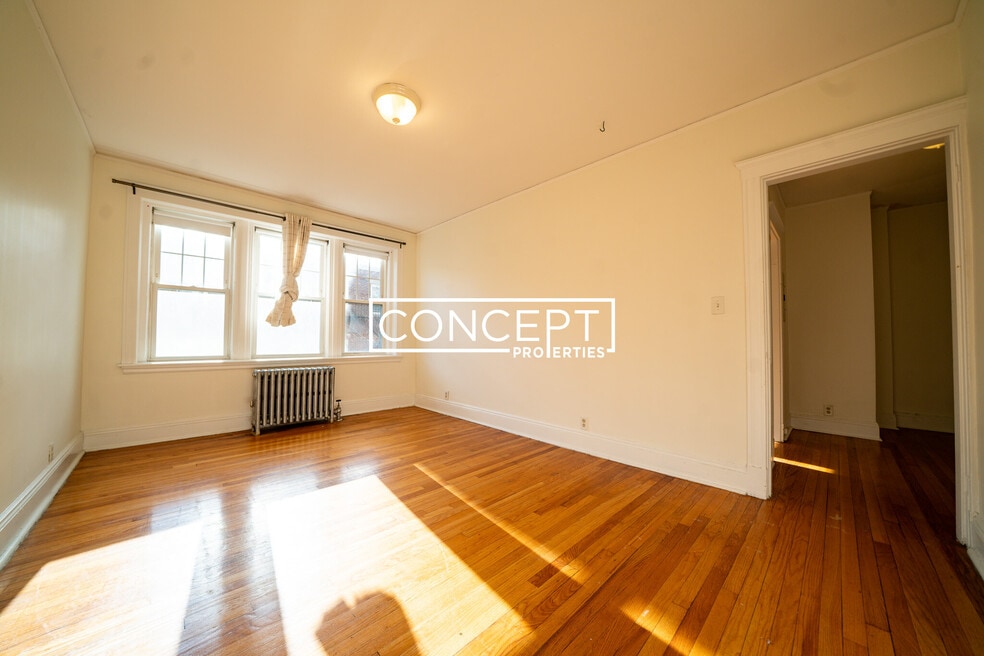 56 Selkirk Rd unit 5, Brighton, MA 02135 - photo 1