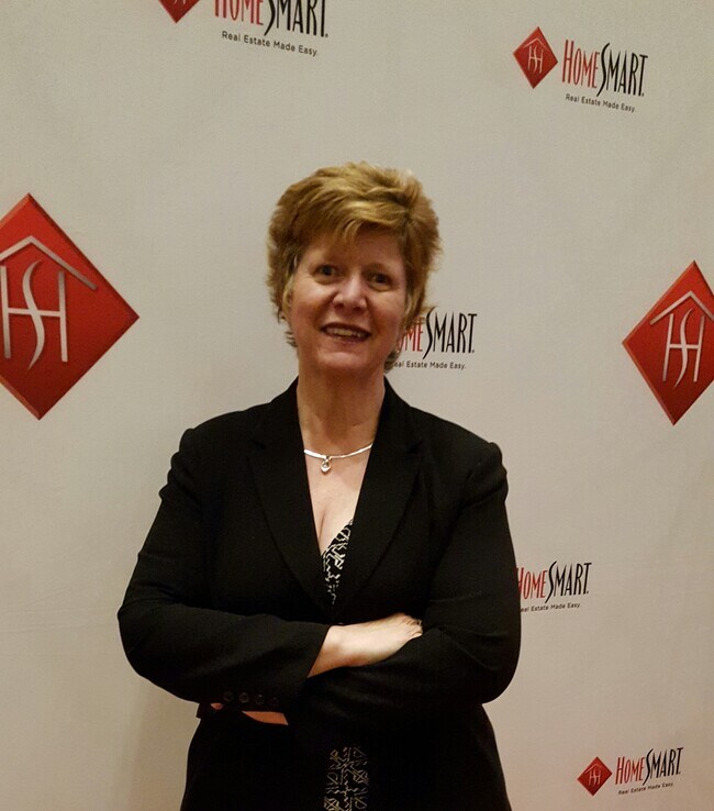 Roseann Fox