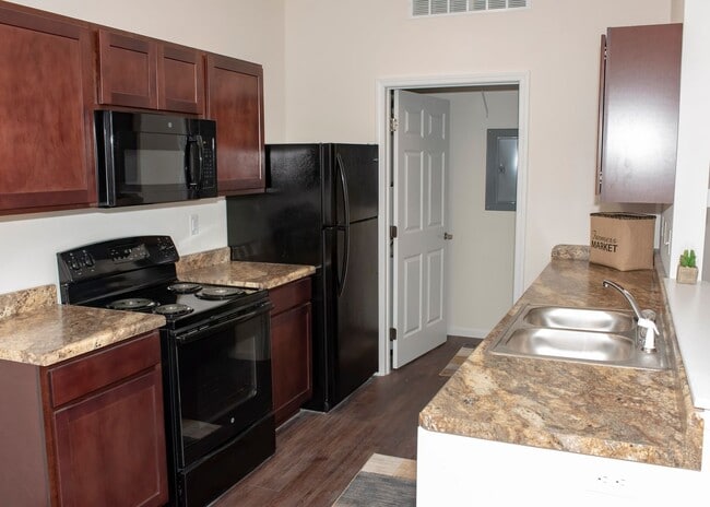 Hi Vine by Weida Apartments, West Lafayette, IN 47906 - photo 3