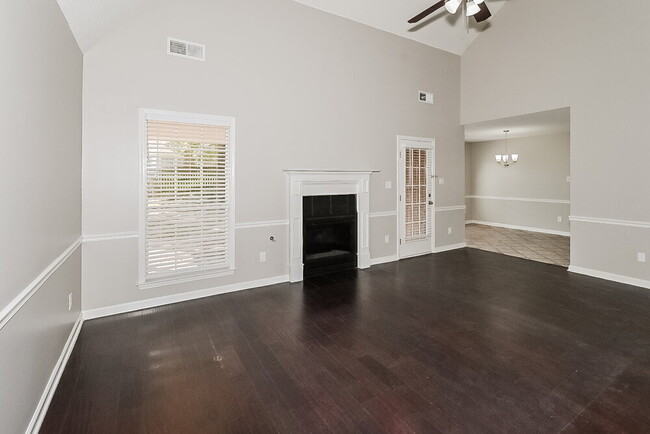 5759 Michaelson Dr, Olive Branch, MS 38654 - photo 4