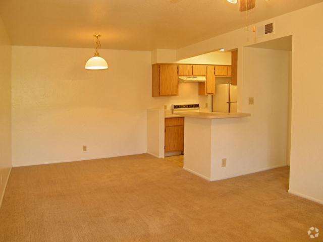 University Square Apartments, Flagstaff, AZ 86001 - photo 7