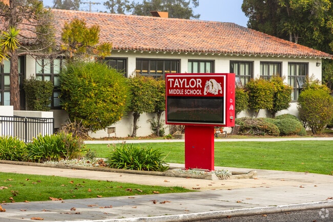 Taylor Middle School is home of the Bulldogs.