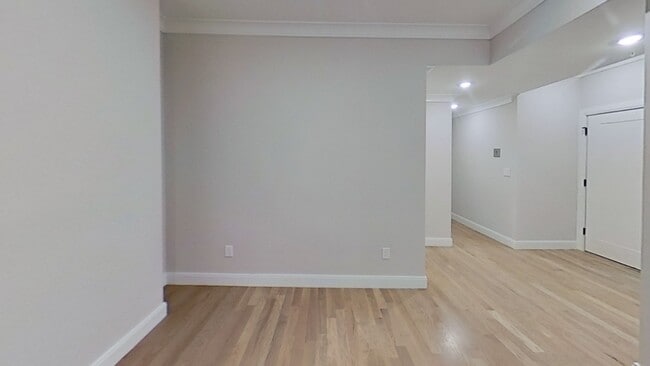 47 Englewood Ave unit 2, Boston, MA 02135 - photo 4