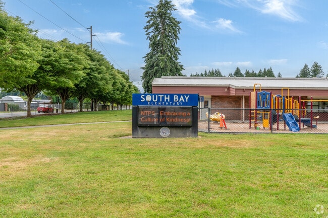 South Bay Elementary School has an enrollment of 793 students.