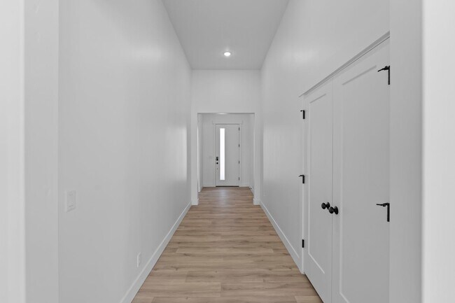 2716 W Lugano Way, Saint George, UT 84770 - photo 2