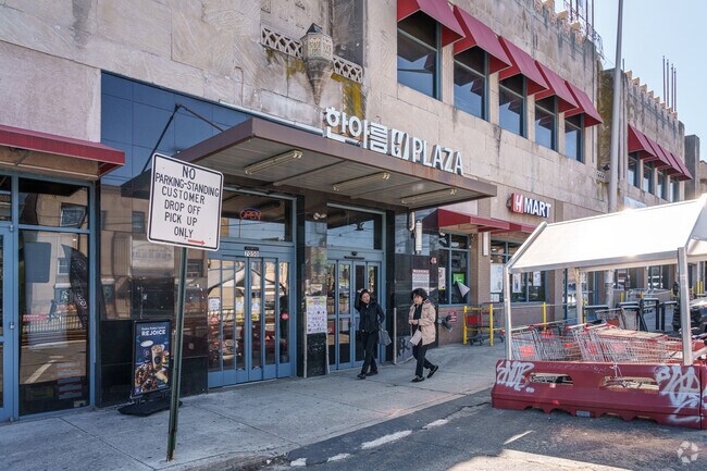 H Mart serves Upper Darby's large Korean population with foods from their home country.
