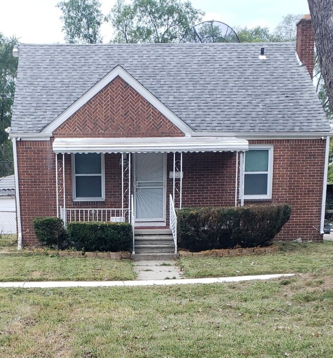 19363 Sunset St, Detroit, MI 48234