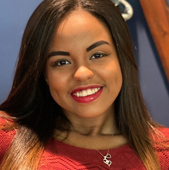 Mia Frazier
