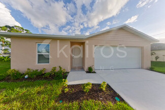 1812 NW 24th Terrace, Cape Coral, FL 33993