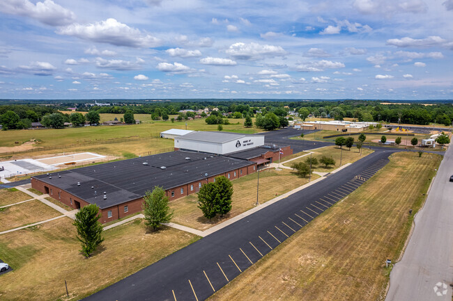 Pleasant Hope Middle School is part of the Pleasant Hope Public School System.